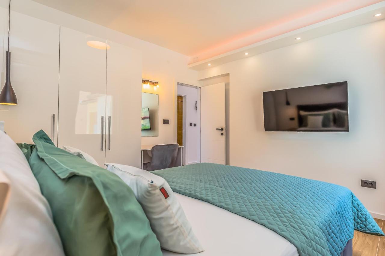 Apartmani Nikola Baška Voda Kültér fotó