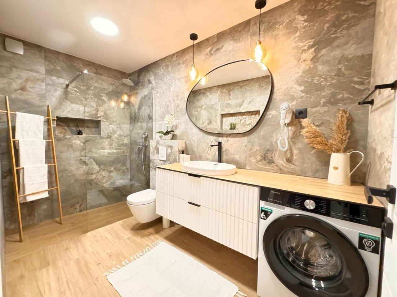 Apartmani Nikola Baška Voda Kültér fotó